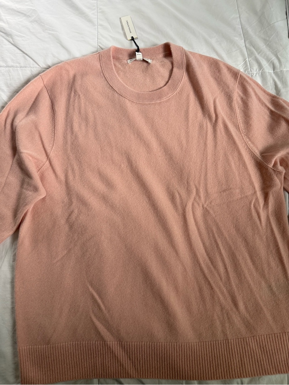 Men's Cashmere Crewneck Sweater in Soft Pink